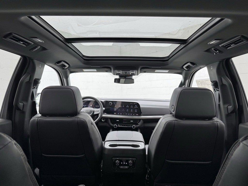 new 2025 Chevrolet Suburban car, priced at $77,795