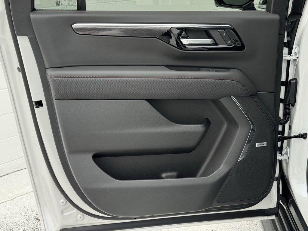new 2025 Chevrolet Suburban car, priced at $77,795