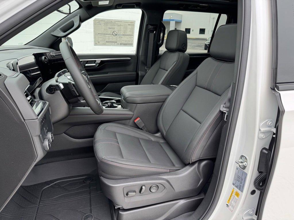 new 2025 Chevrolet Suburban car, priced at $77,795