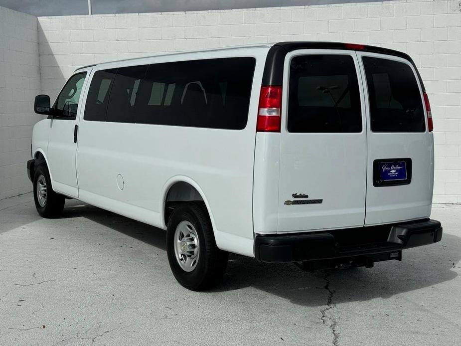 new 2024 Chevrolet Express 3500 car