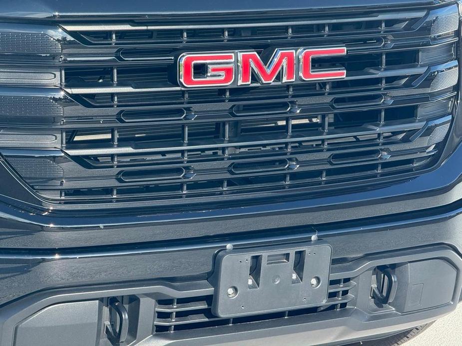 used 2023 GMC Sierra 1500 car, priced at $40,995