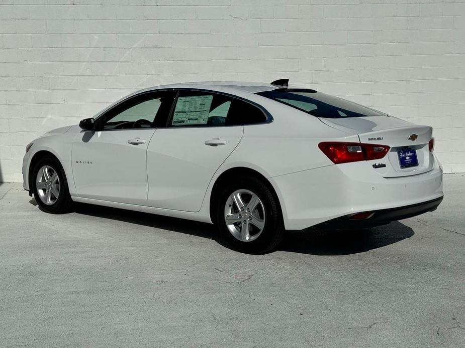 new 2024 Chevrolet Malibu car, priced at $23,445