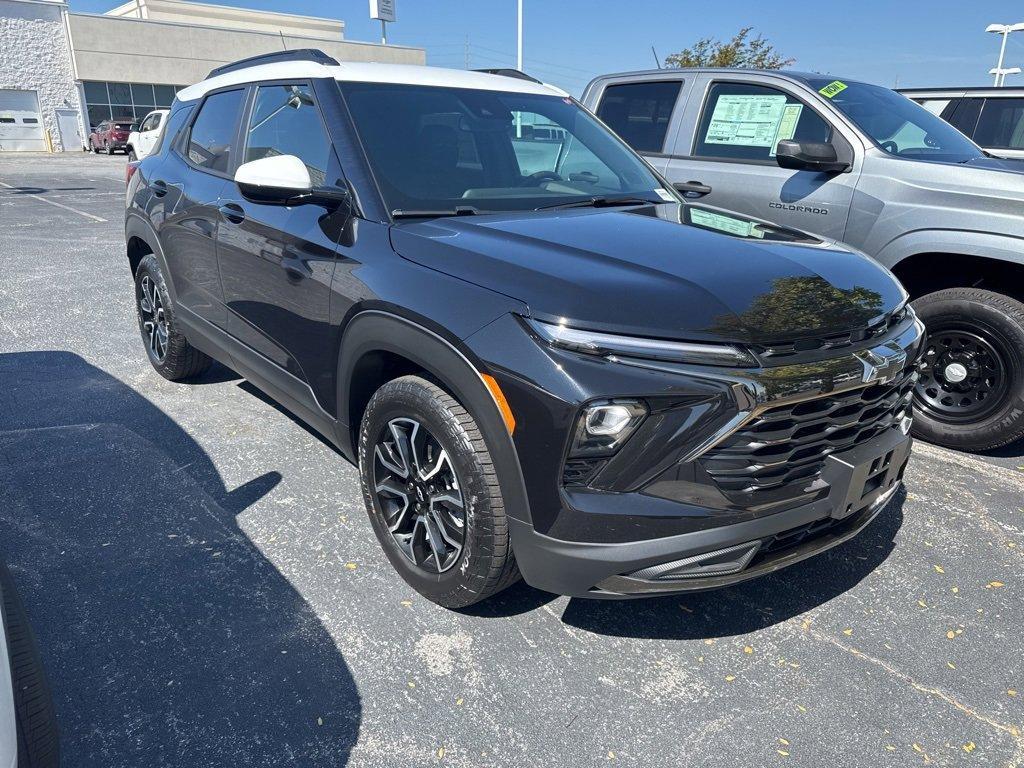 new 2025 Chevrolet TrailBlazer car, priced at $29,935