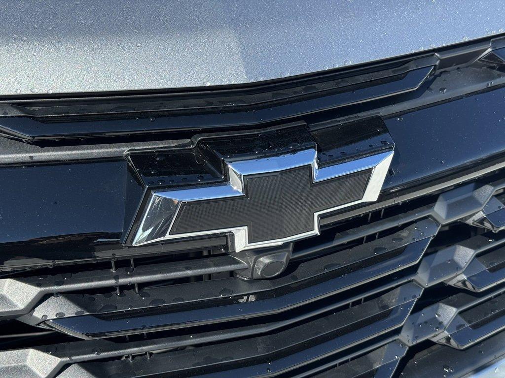 new 2026 Chevrolet Equinox car, priced at $33,410