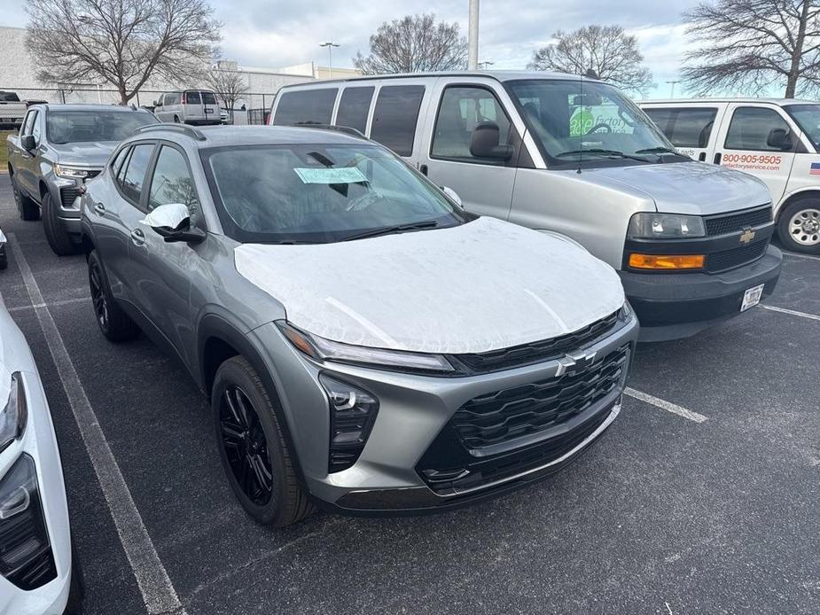 new 2025 Chevrolet Trax car, priced at $26,190