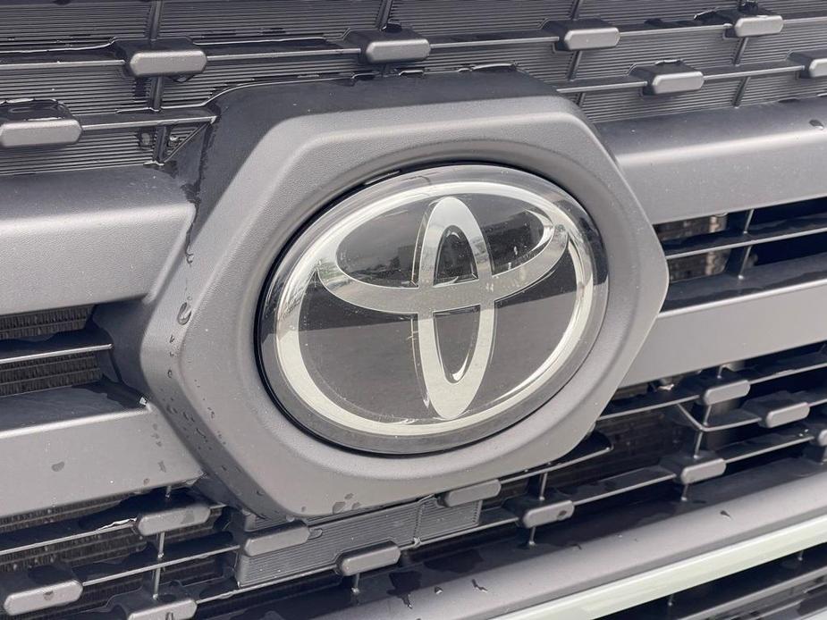 used 2019 Toyota RAV4 car, priced at $25,811