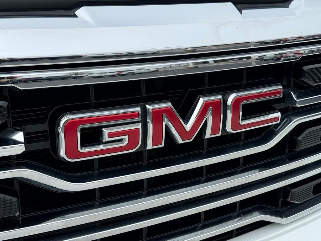 used 2024 GMC Sierra 1500 car, priced at $44,923