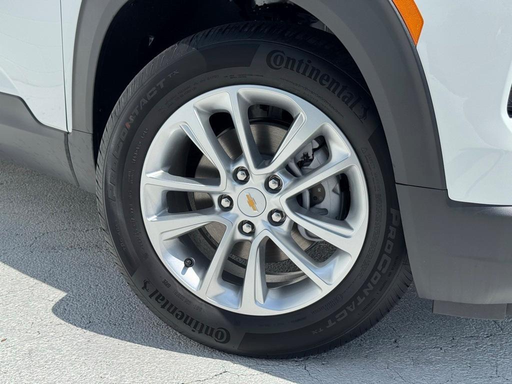 new 2026 Chevrolet TrailBlazer car, priced at $25,745