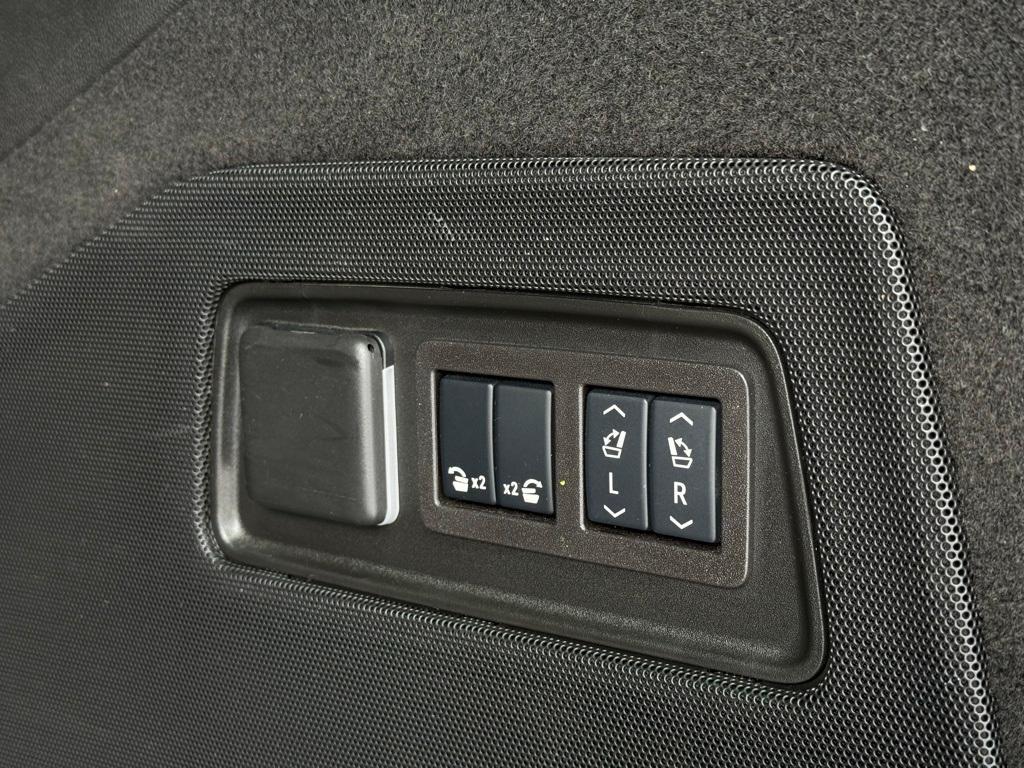 used 2024 Cadillac Escalade car, priced at $80,900