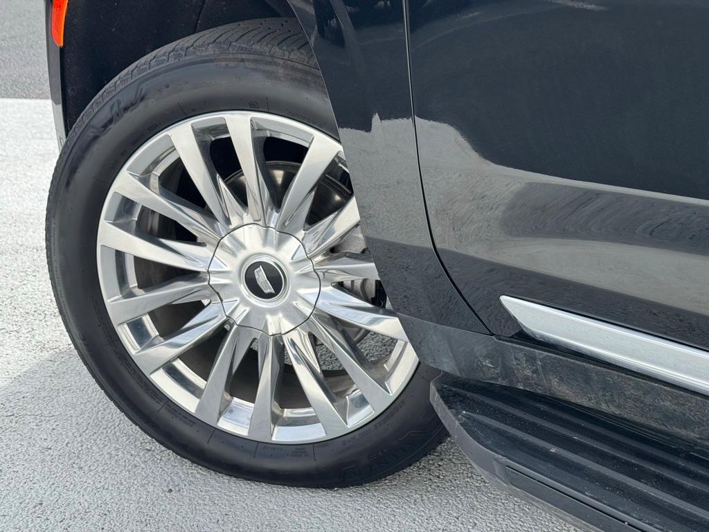 used 2024 Cadillac Escalade car, priced at $80,900