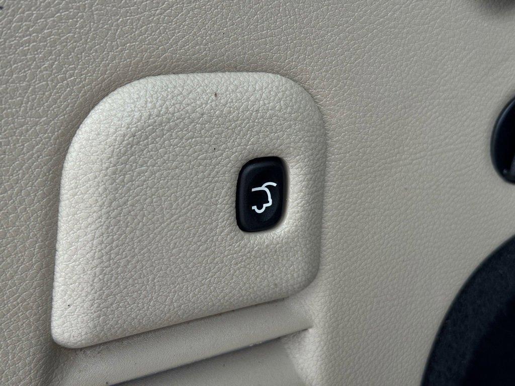 used 2018 Jeep Grand Cherokee car, priced at $20,511