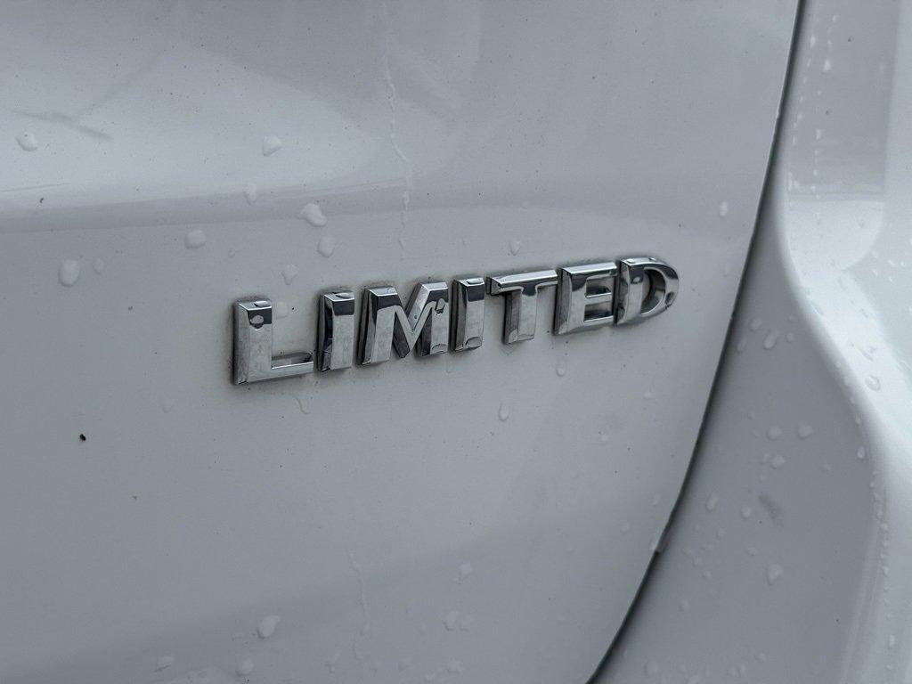 used 2018 Jeep Grand Cherokee car, priced at $20,511