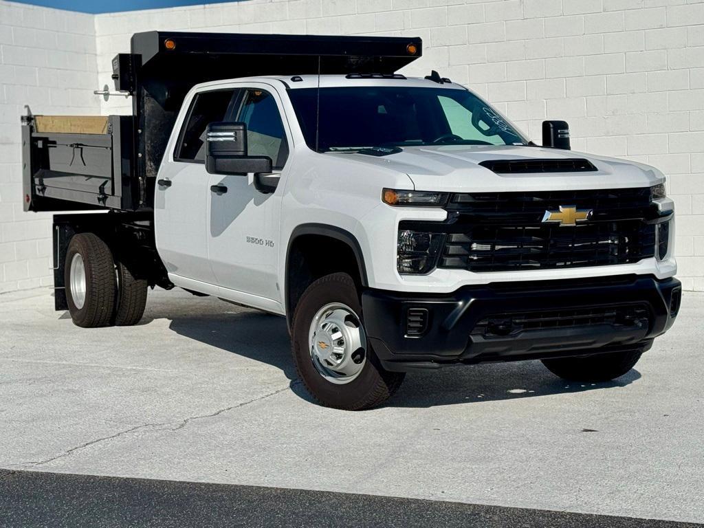 new 2025 Chevrolet Silverado 3500 car, priced at $80,673