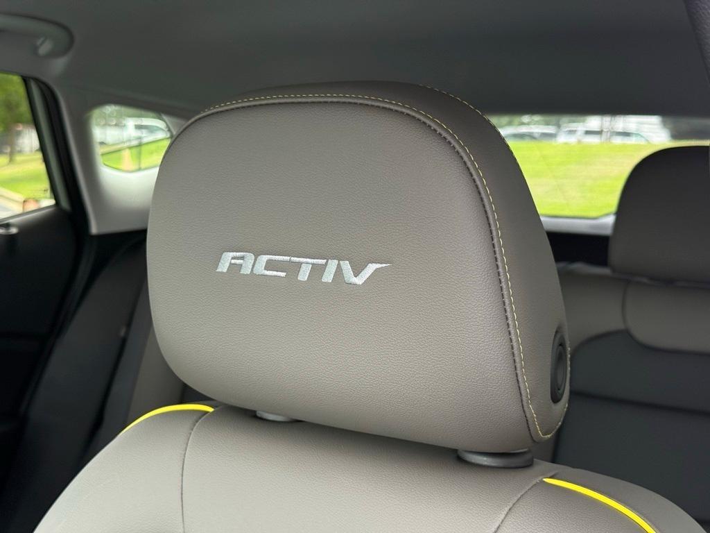 new 2025 Chevrolet Trax car, priced at $26,955