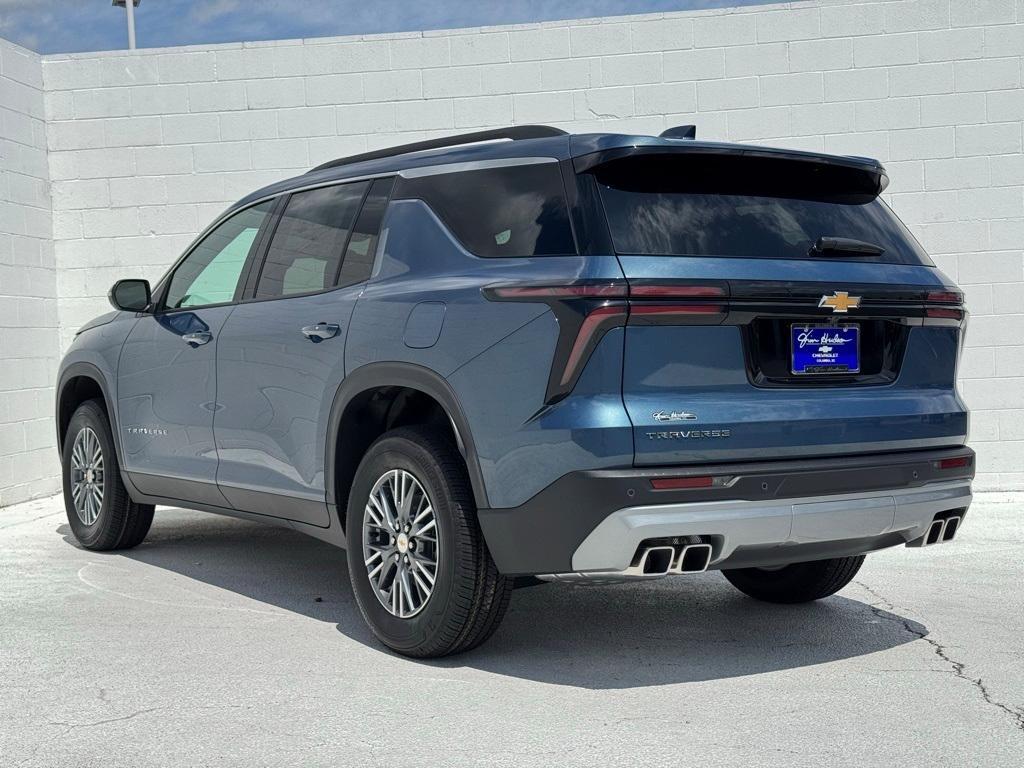new 2025 Chevrolet Traverse car, priced at $43,545