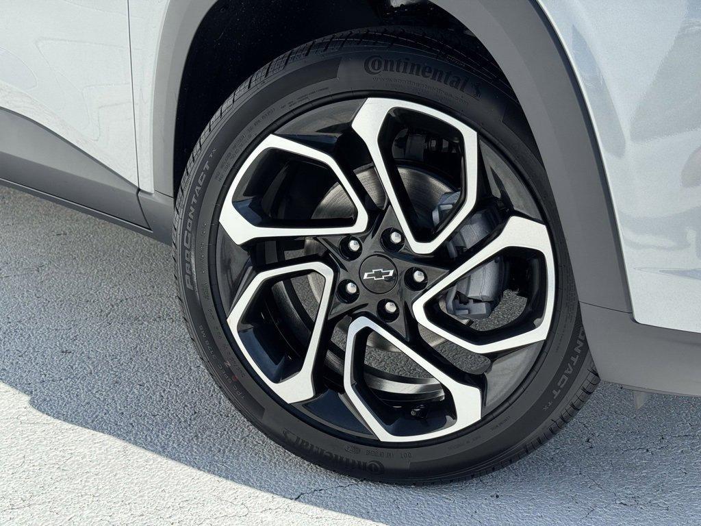 new 2025 Chevrolet Trax car, priced at $27,850