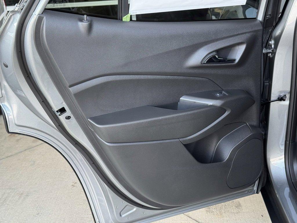new 2025 Chevrolet Trax car, priced at $27,850