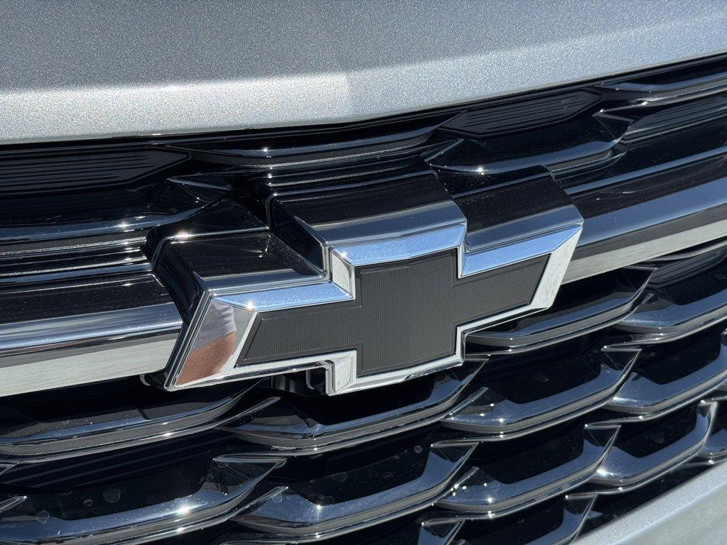 new 2025 Chevrolet Trax car, priced at $27,850