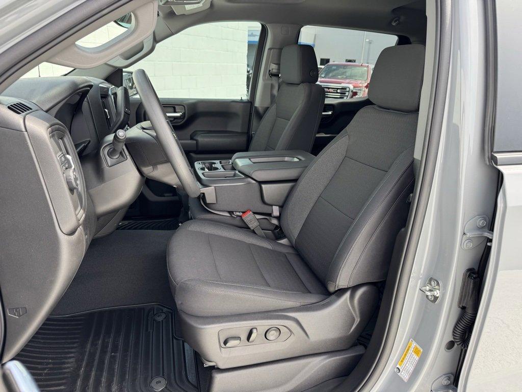 new 2025 Chevrolet Silverado 1500 car, priced at $44,935