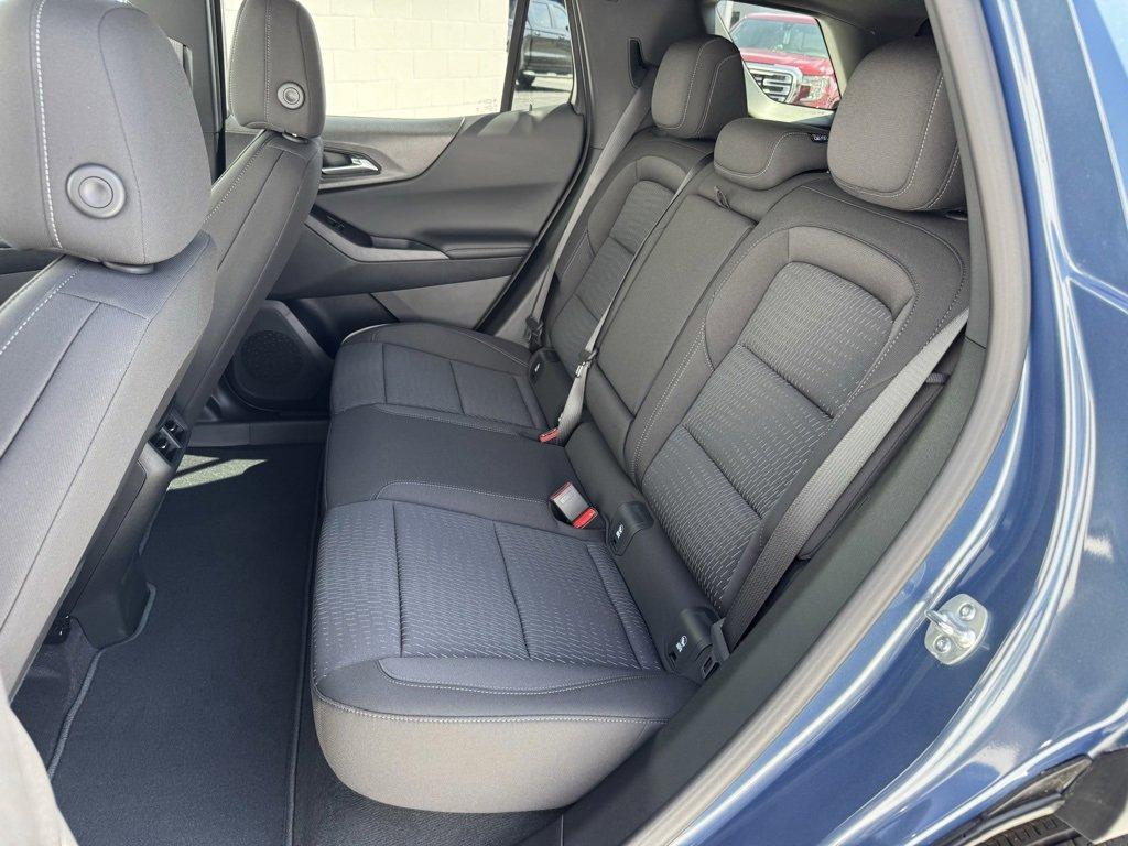 new 2026 Chevrolet Equinox car, priced at $31,290