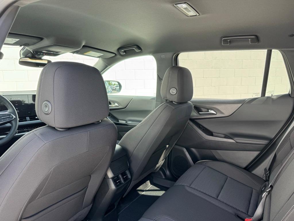 new 2026 Chevrolet Equinox car, priced at $31,290