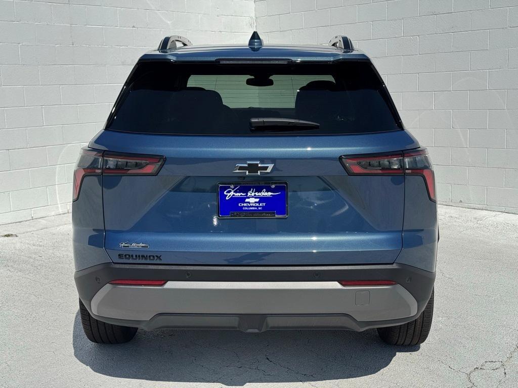 new 2026 Chevrolet Equinox car, priced at $31,290