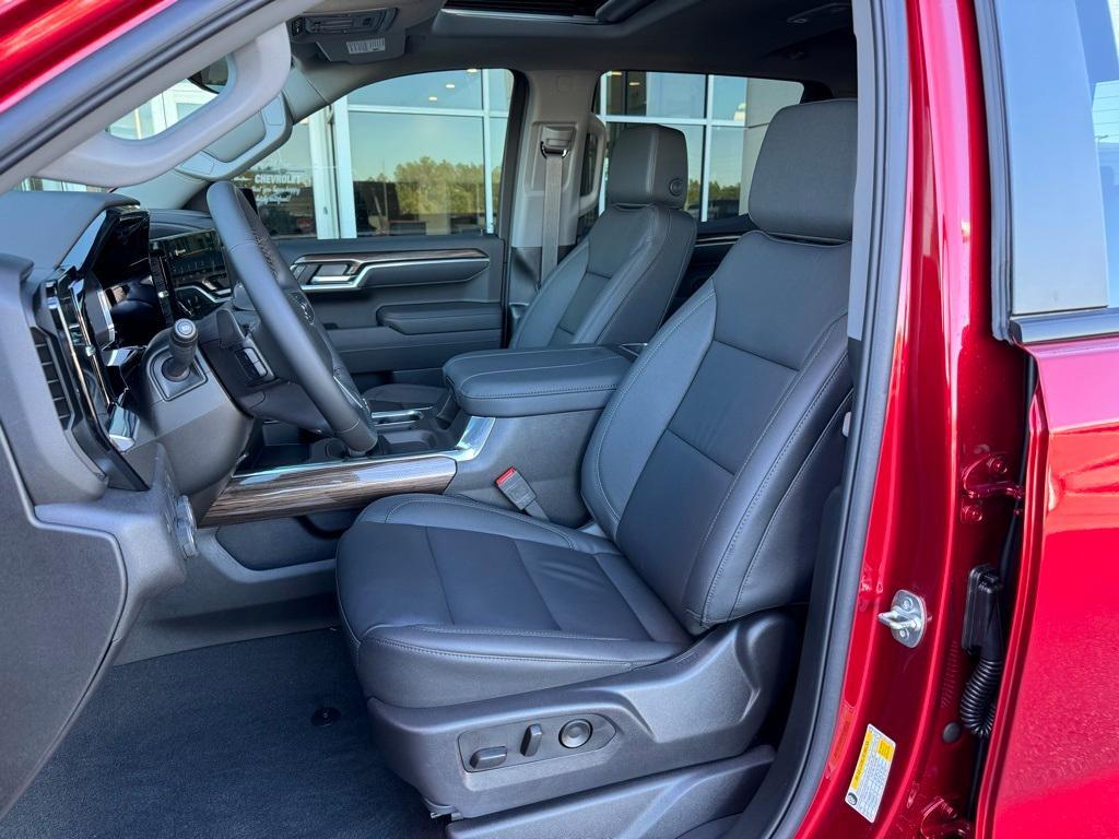 new 2025 Chevrolet Silverado 1500 car, priced at $62,135