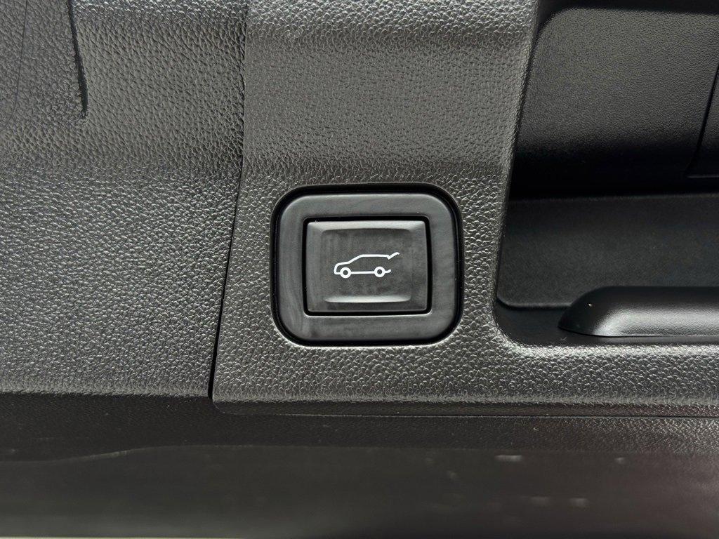 used 2023 GMC Acadia car, priced at $27,921