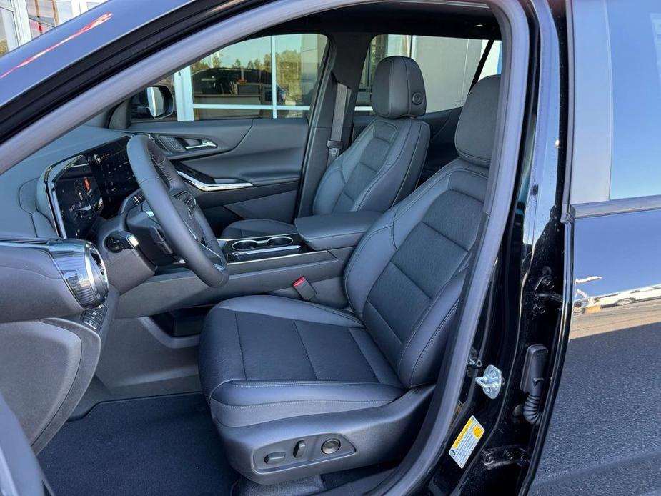 new 2025 Chevrolet Equinox car, priced at $35,470