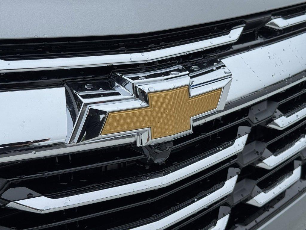 new 2026 Chevrolet Equinox car, priced at $30,245