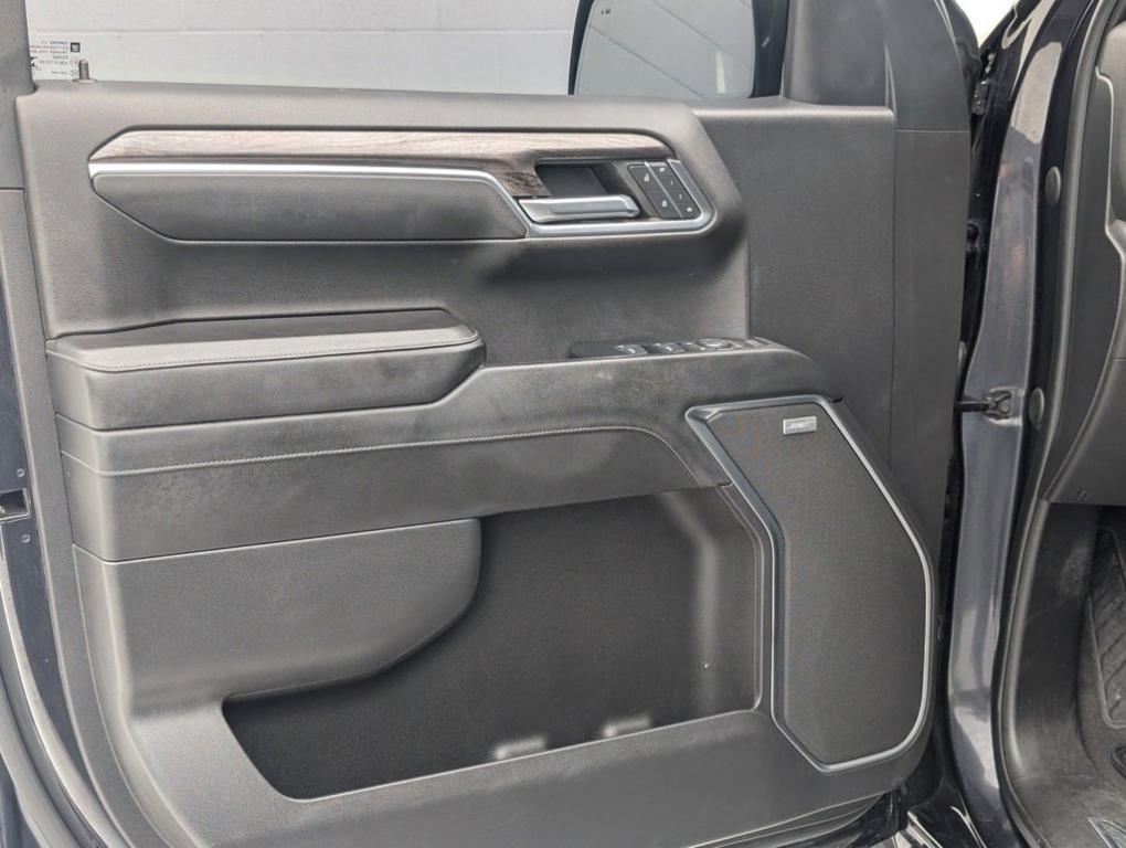 used 2023 Chevrolet Silverado 1500 car, priced at $43,991