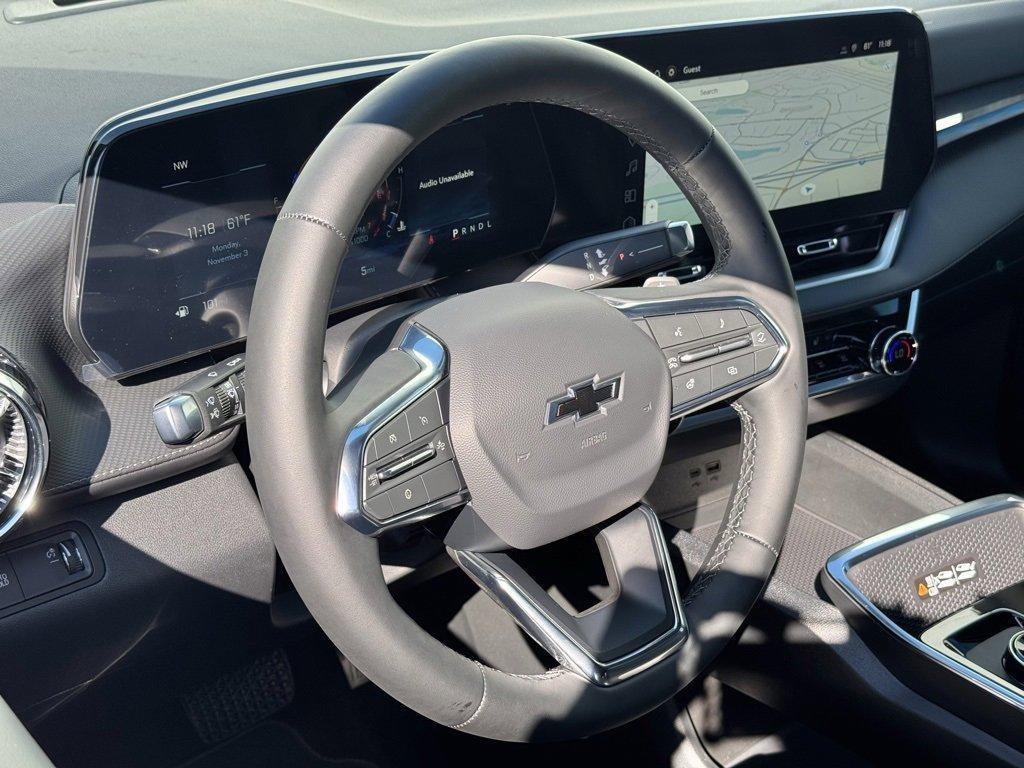 new 2026 Chevrolet Equinox car, priced at $31,915