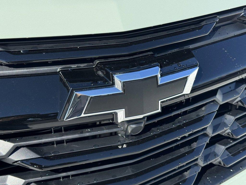 new 2026 Chevrolet Equinox car, priced at $31,915