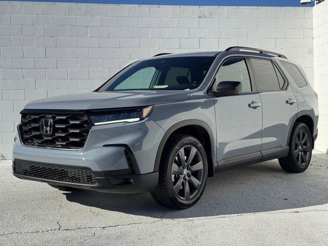 used 2025 Honda Pilot car, priced at $36,857