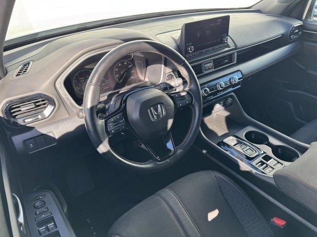 used 2025 Honda Pilot car, priced at $36,857