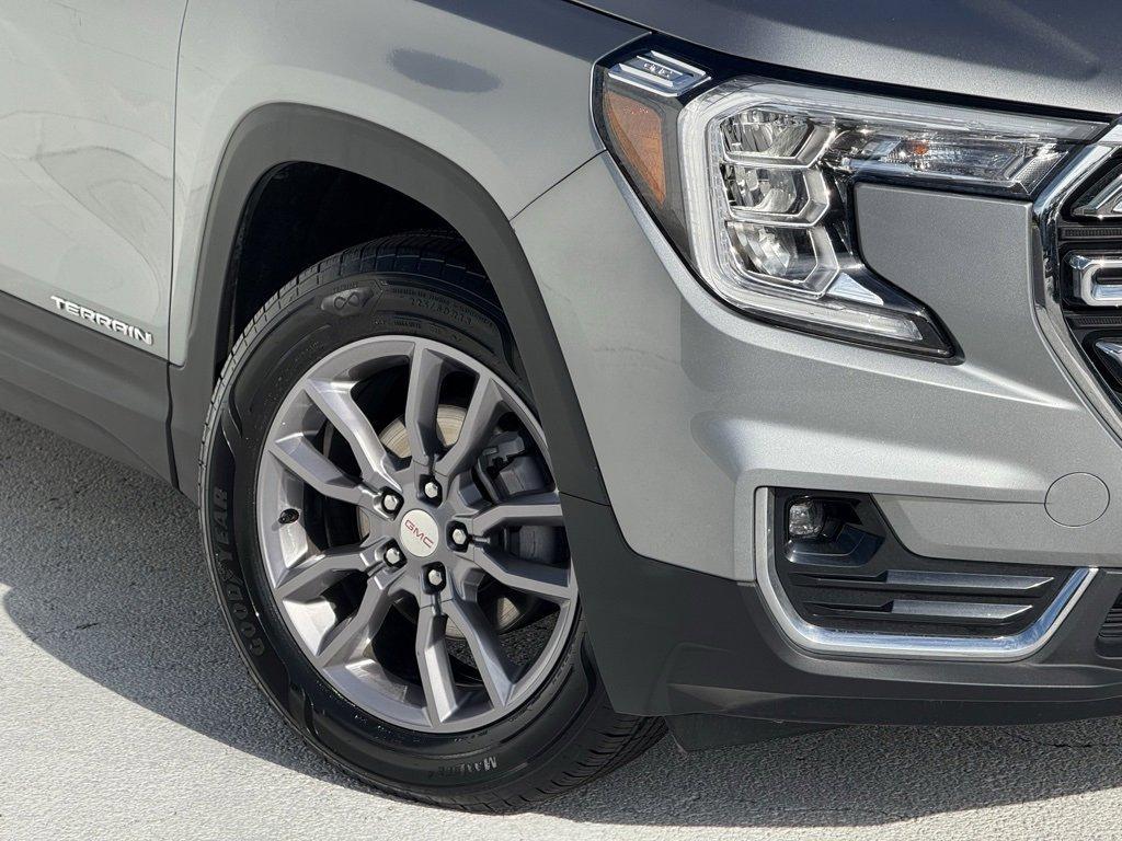 used 2024 GMC Terrain car, priced at $21,876