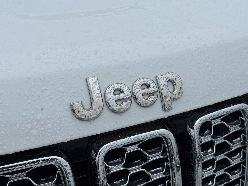 used 2020 Jeep Grand Cherokee car, priced at $23,987