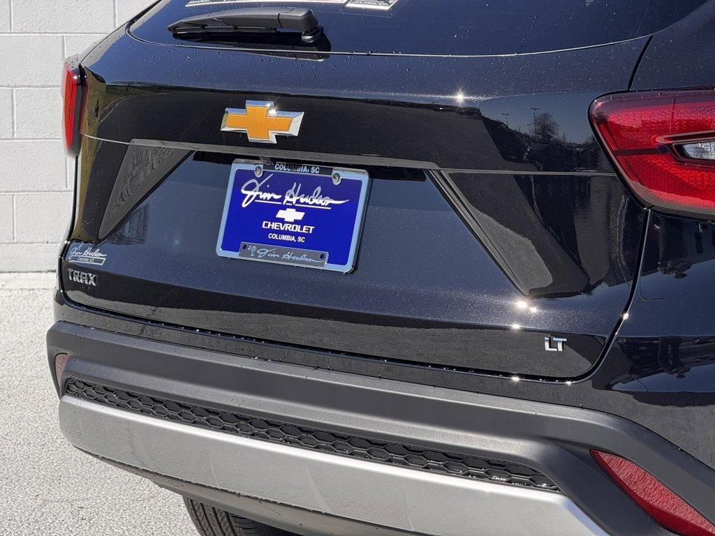 new 2025 Chevrolet Trax car, priced at $24,190