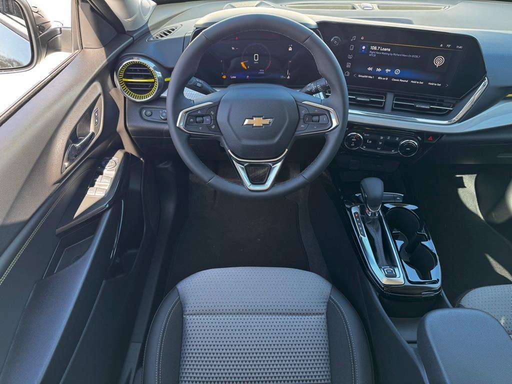 new 2025 Chevrolet Trax car, priced at $24,190