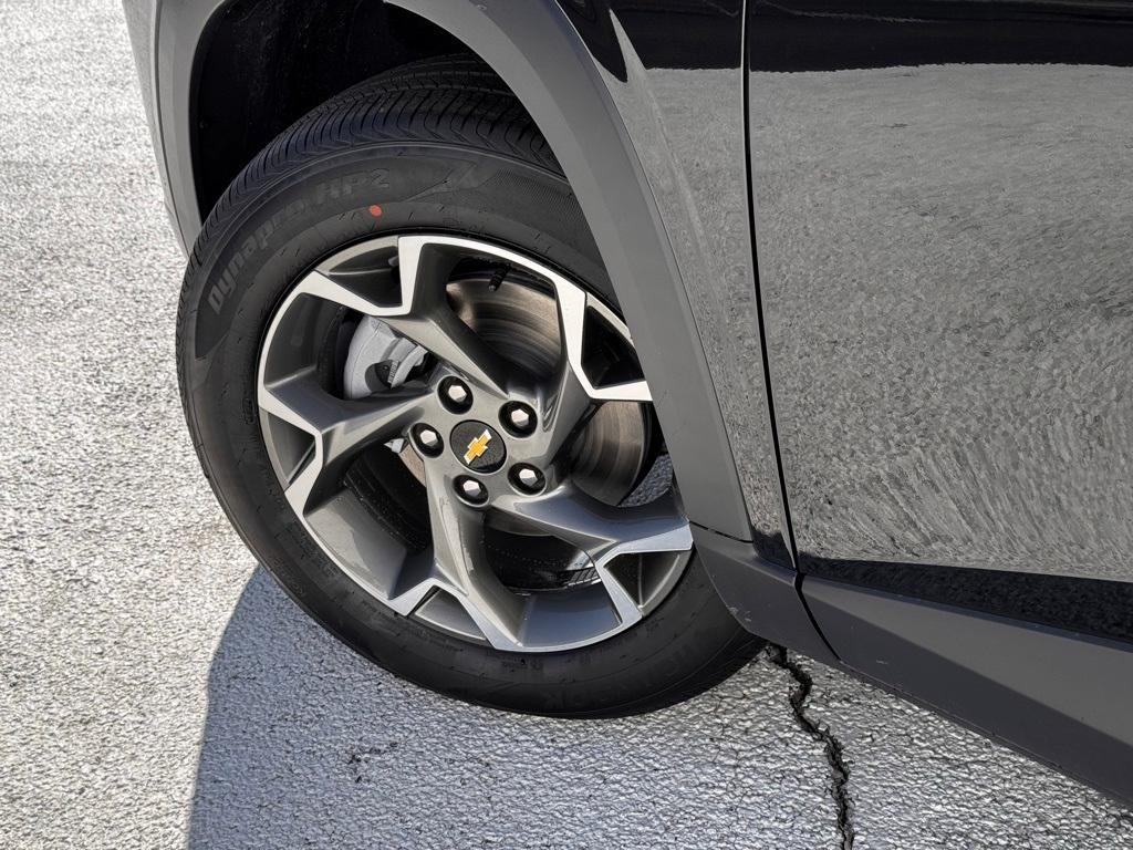 new 2025 Chevrolet Trax car, priced at $24,190