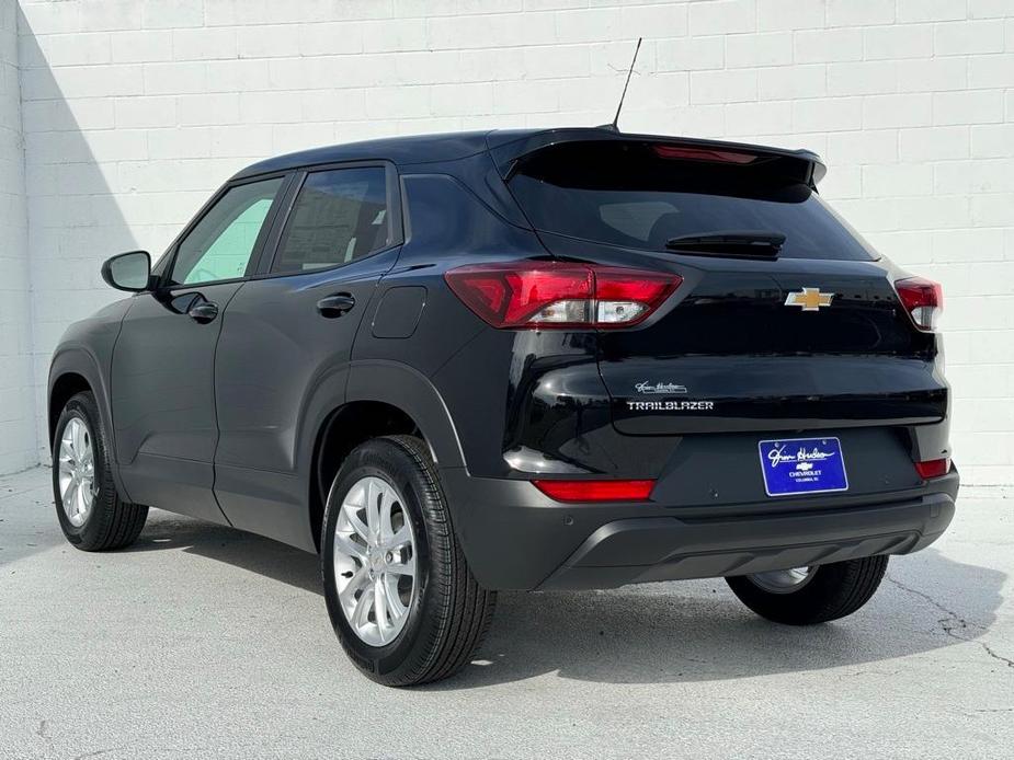 new 2025 Chevrolet TrailBlazer car, priced at $25,285