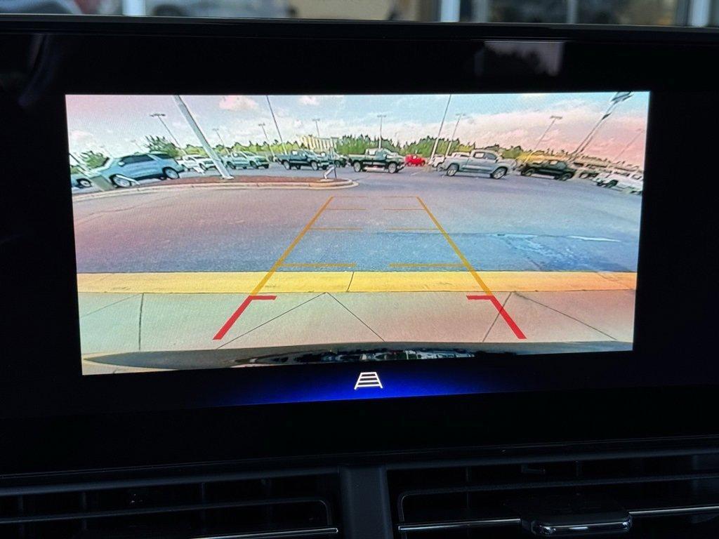 new 2025 Chevrolet Trax car, priced at $23,750