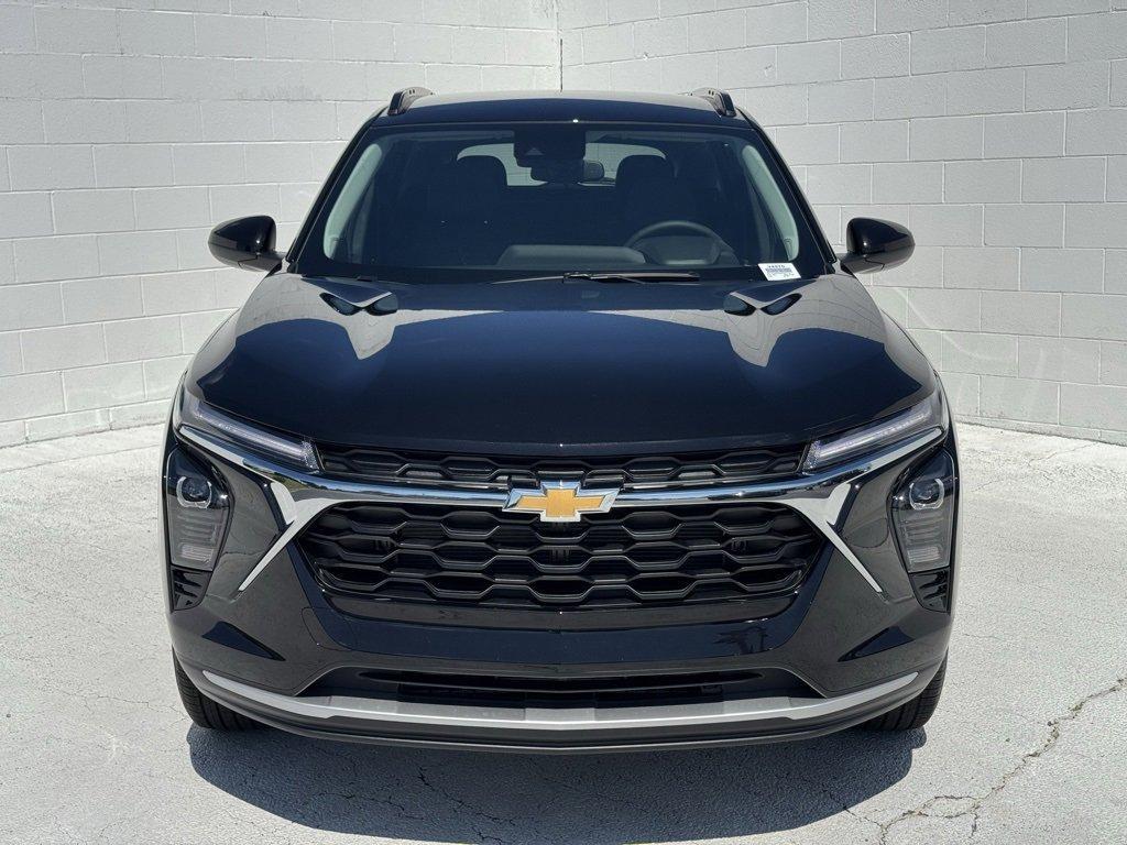 new 2025 Chevrolet Trax car, priced at $23,750