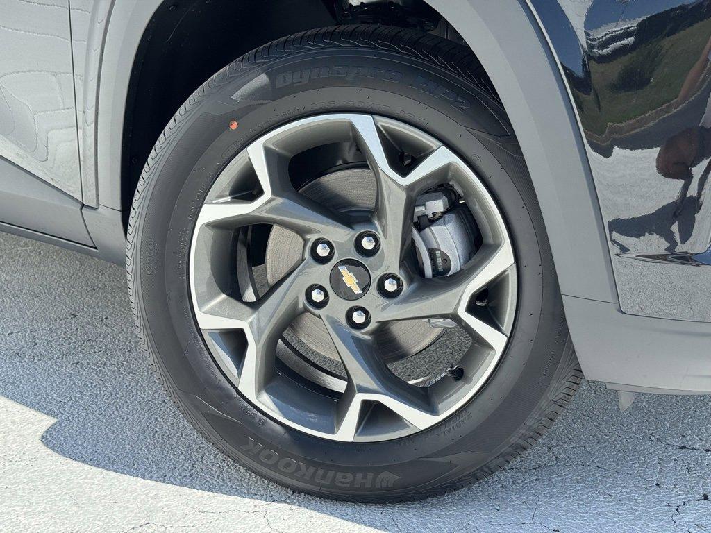 new 2025 Chevrolet Trax car, priced at $23,750