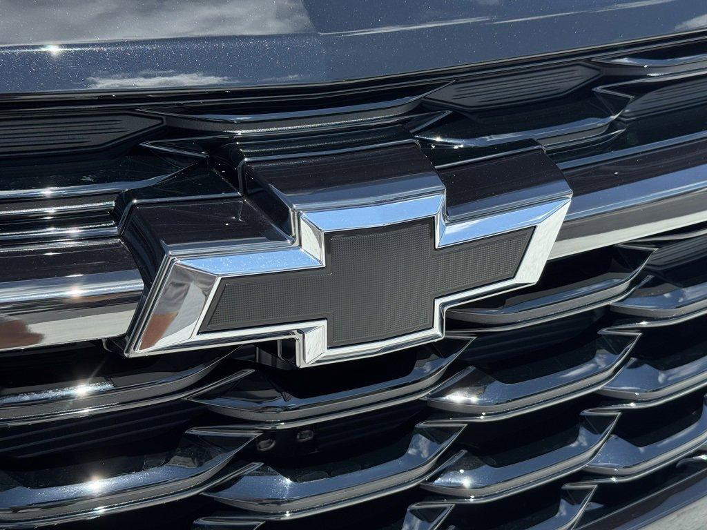 new 2025 Chevrolet Trax car, priced at $27,850