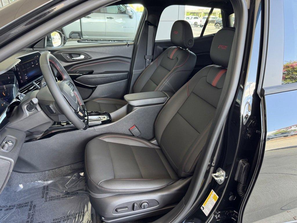 new 2025 Chevrolet Trax car, priced at $27,850