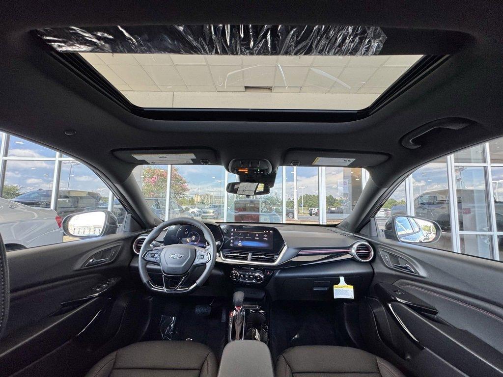 new 2025 Chevrolet Trax car, priced at $27,850
