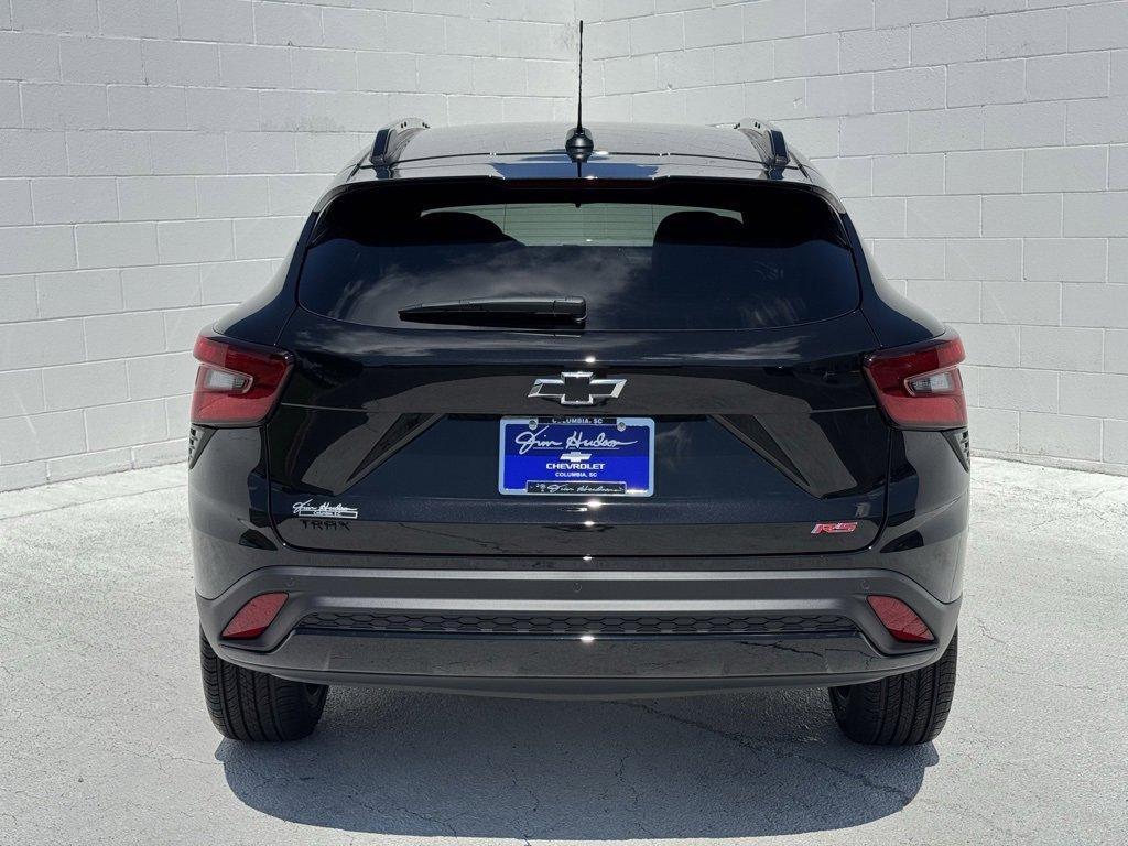 new 2025 Chevrolet Trax car, priced at $27,850