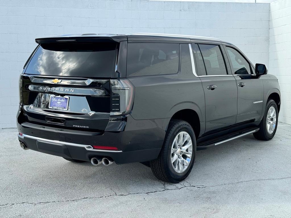 new 2025 Chevrolet Suburban car, priced at $76,095