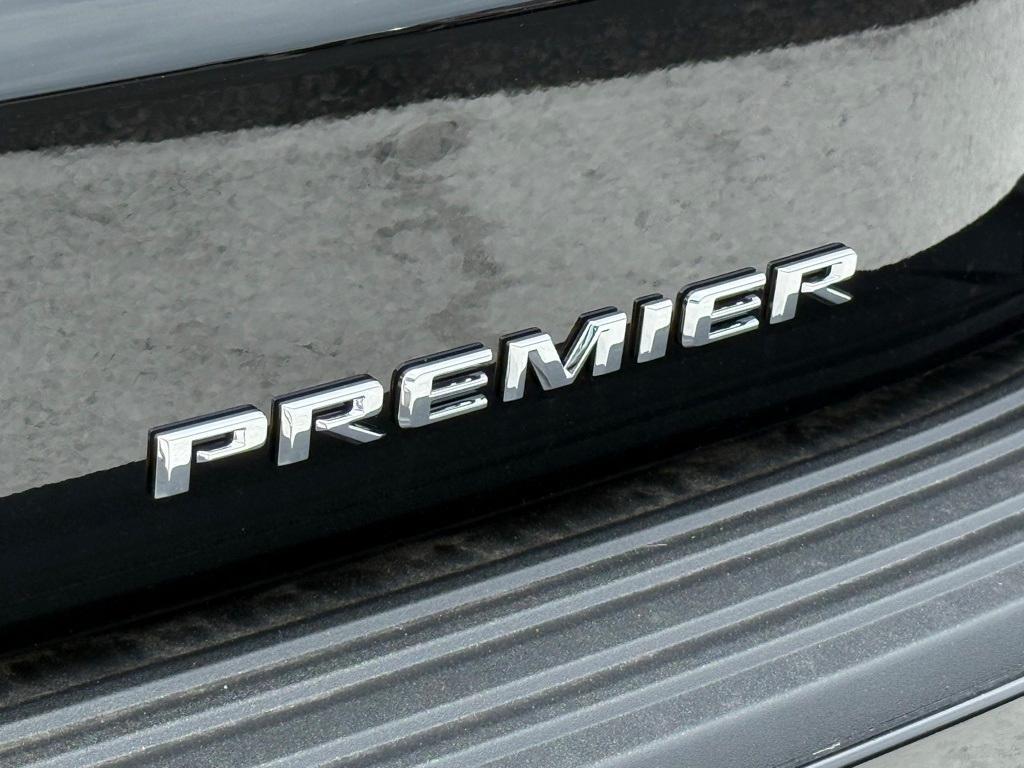 new 2025 Chevrolet Suburban car, priced at $78,595